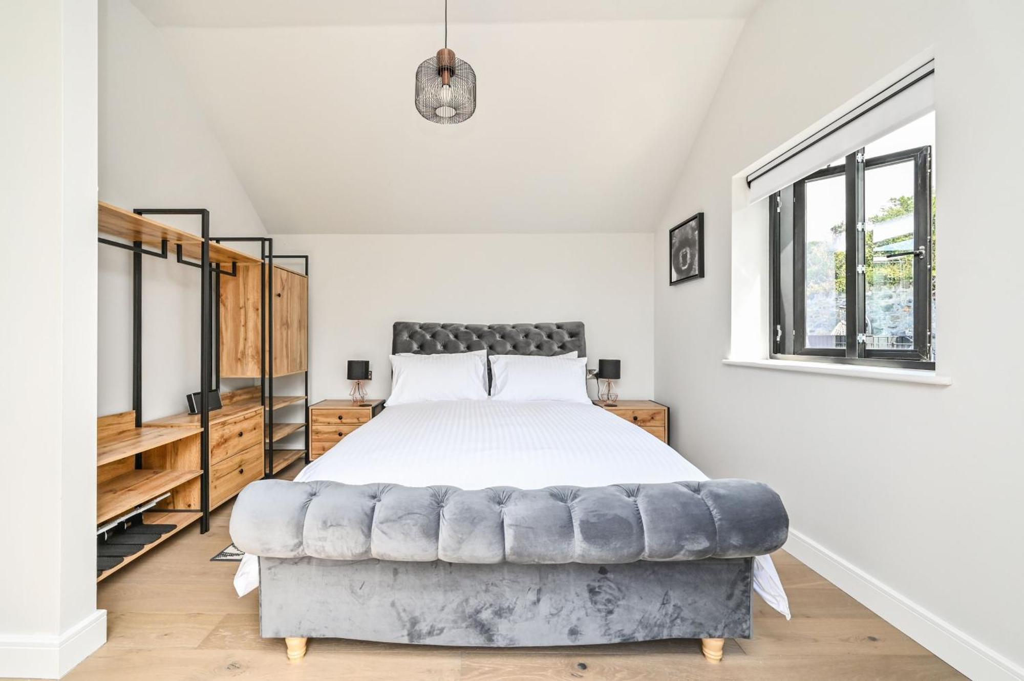 1 The Nest - Luxury Modern House Nr Beach & Bars With Sea Views & Free Parking Villa Charlestown  Exterior photo