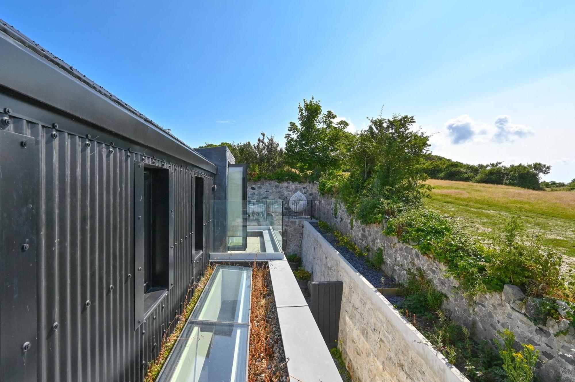 1 The Nest - Luxury Modern House Nr Beach & Bars With Sea Views & Free Parking Villa Charlestown  Exterior photo