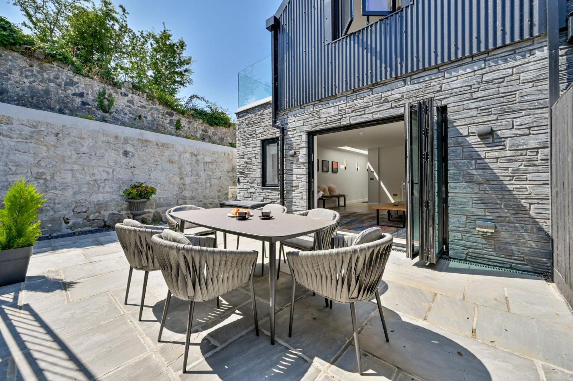 1 The Nest - Luxury Modern House Nr Beach & Bars With Sea Views & Free Parking Villa Charlestown  Exterior photo